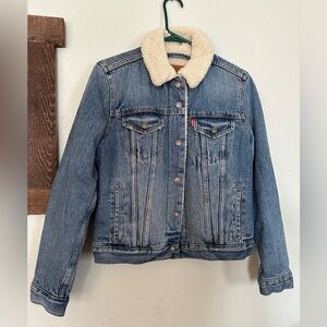 Levi’s Original Sherpa Trucker Jacket